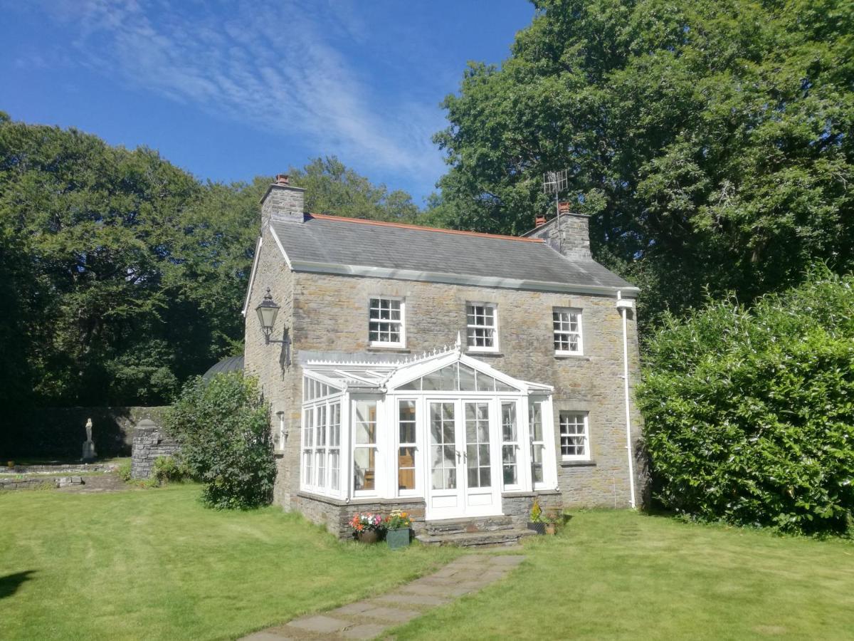 Swansea Valley Holiday Cottages Cilybebyll Kültér fotó
