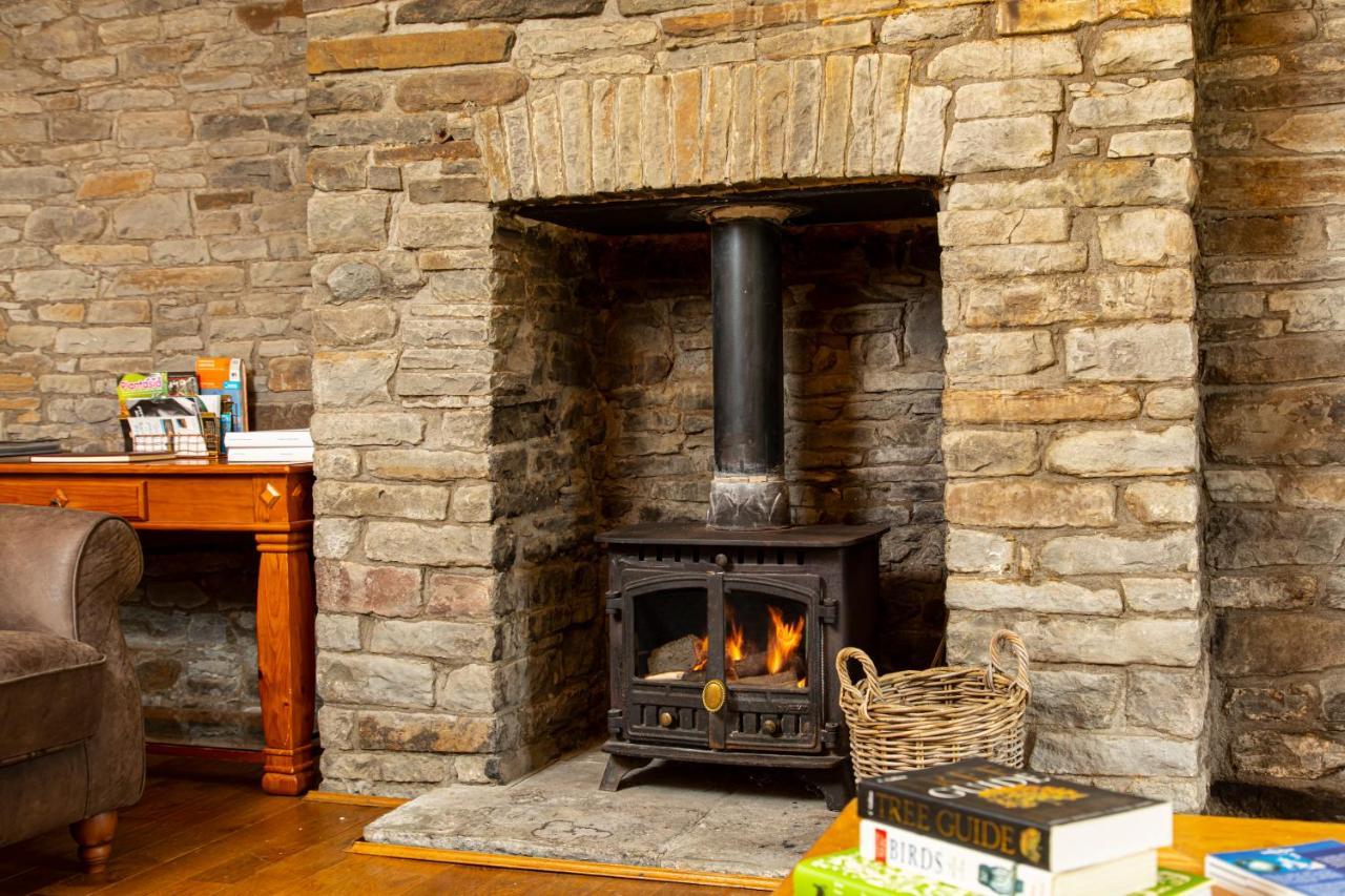 Swansea Valley Holiday Cottages Cilybebyll Kültér fotó