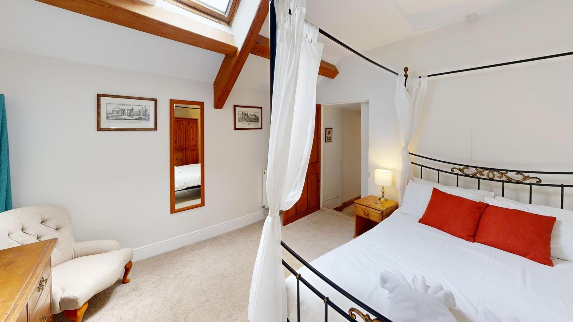 Swansea Valley Holiday Cottages Cilybebyll Kültér fotó